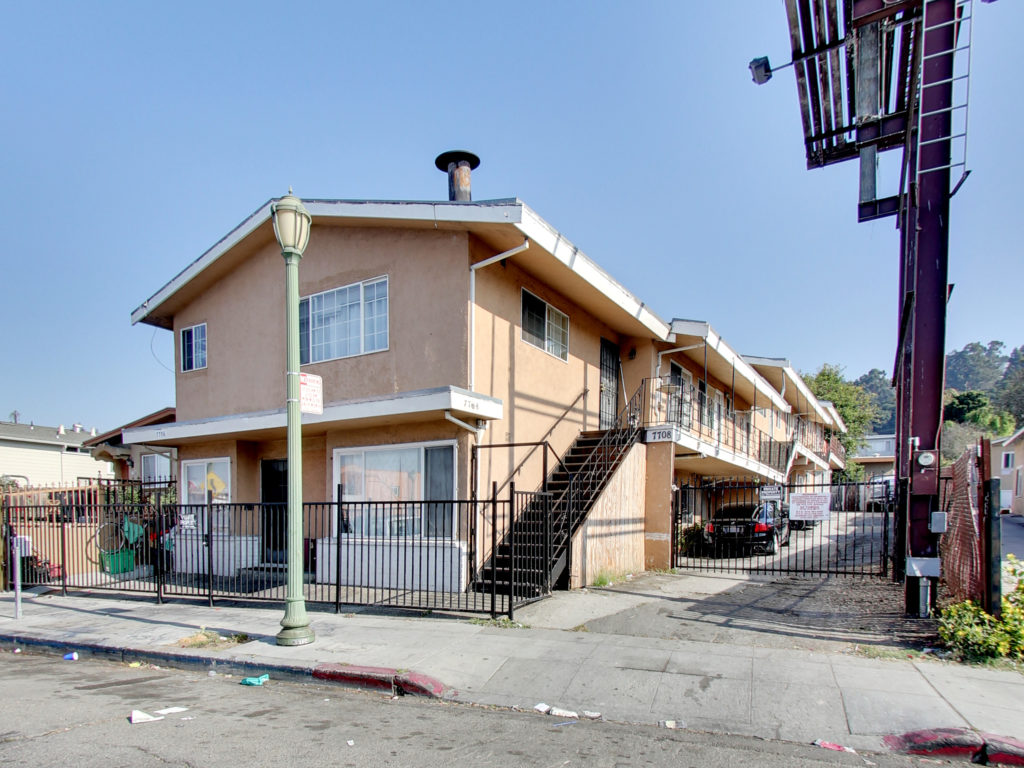 7708 MacArthur Blvd. Oakland, CA 94605