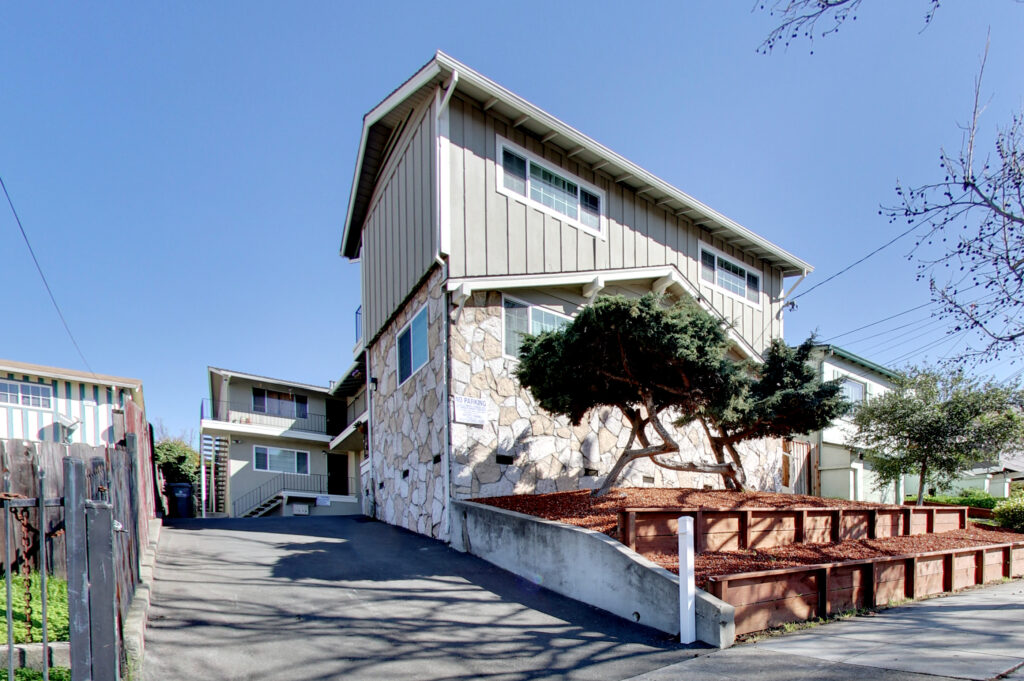 4532 San Carlos Ave| Oakland| 94601