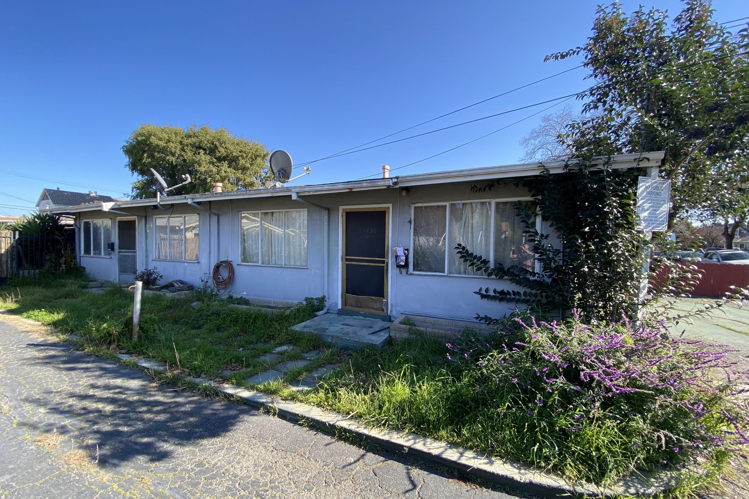 21430 Montgomery Ave - Sold